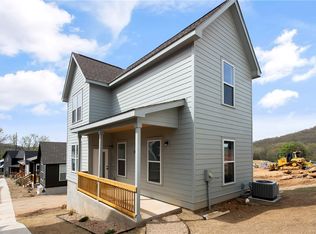 855 One Mile Rd, Fayetteville, AR 72704