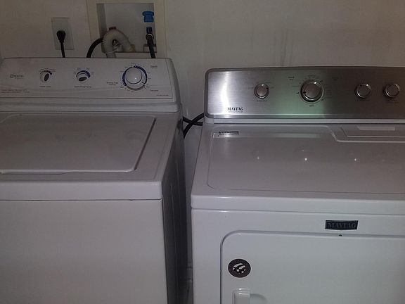 Washer & Dryer Included
