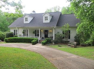 5833 Northern Dancer Dr, Macon, GA 31210