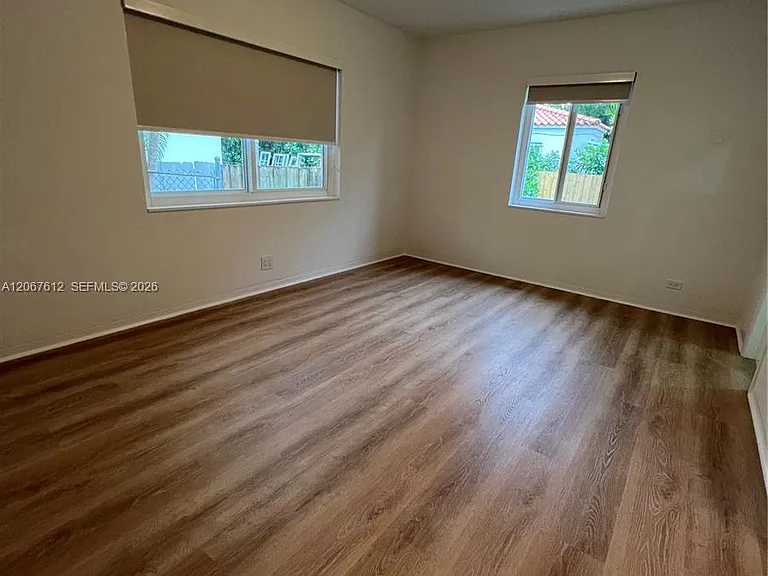 110 SW 30th Rd — Photo 11