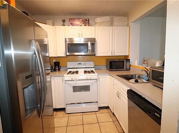 5th image of 236 Sunset Blvd #12236