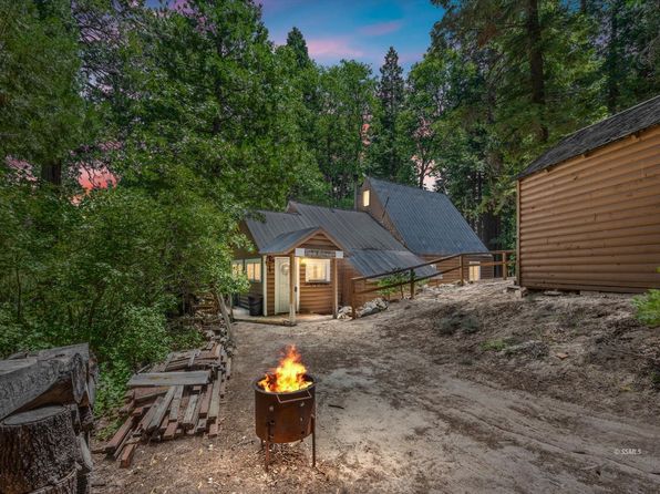 10734 Conifer Ln, Wofford Heights, CA 93285