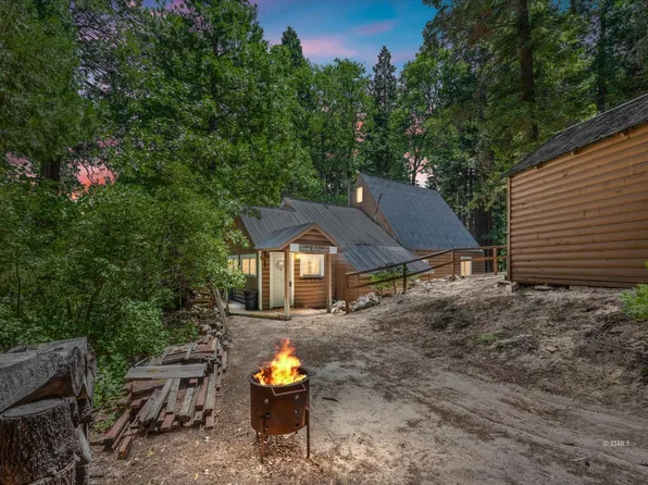 10734 Conifer Ln, Wofford Heights, CA 93285