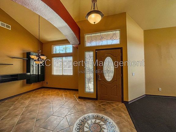 5th image of 32736 Hislop Way