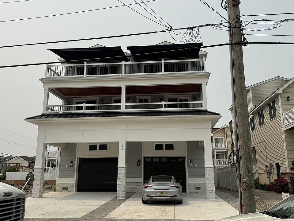 1st image of 100 60th St W Unit Sea