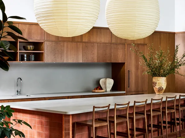 2-33 50th Avenue image 11 of 19