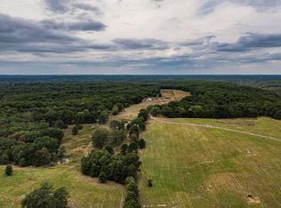 13734 Market Rd, Versailles, MO 65084