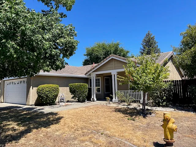 5638 Harvest Rd — Photo 2