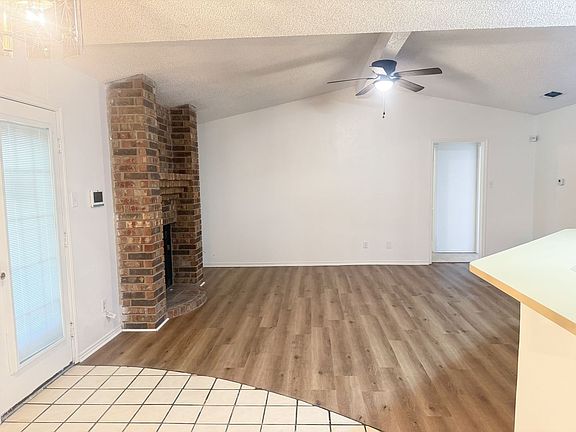 5th image of 1815 Cedarview Dr