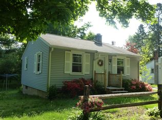 24 Wickett St, Pine Meadow, CT 06061