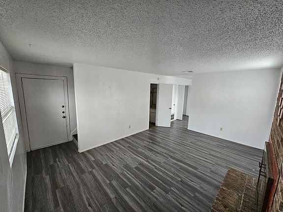 3rd image of 8404 Riverstone Dr APT D