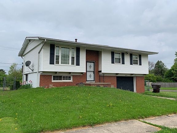 5th image of 6219 N Randwick Rd
