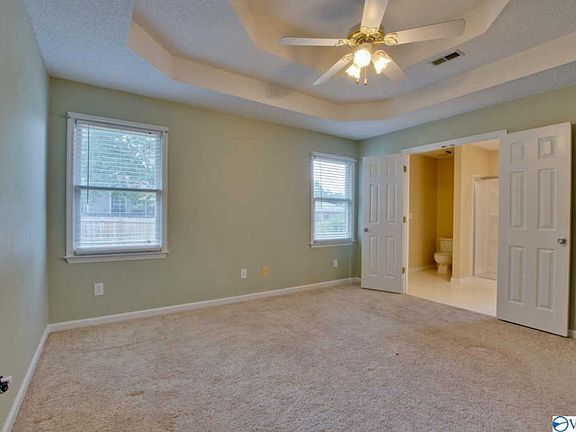 3rd image of 109 Sunnyfield Dr