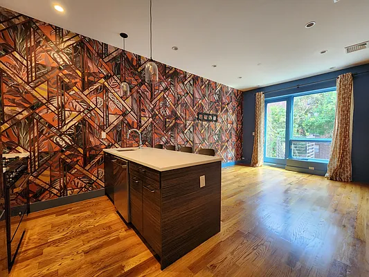 Rented by City Connections Realty | media 22