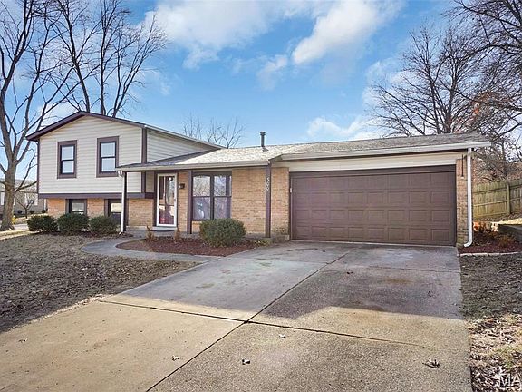 4th image of 300 Mill Pond Dr