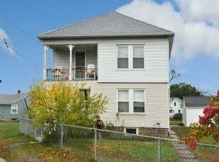 365 Kenyon Ave, Pawtucket, RI 02861