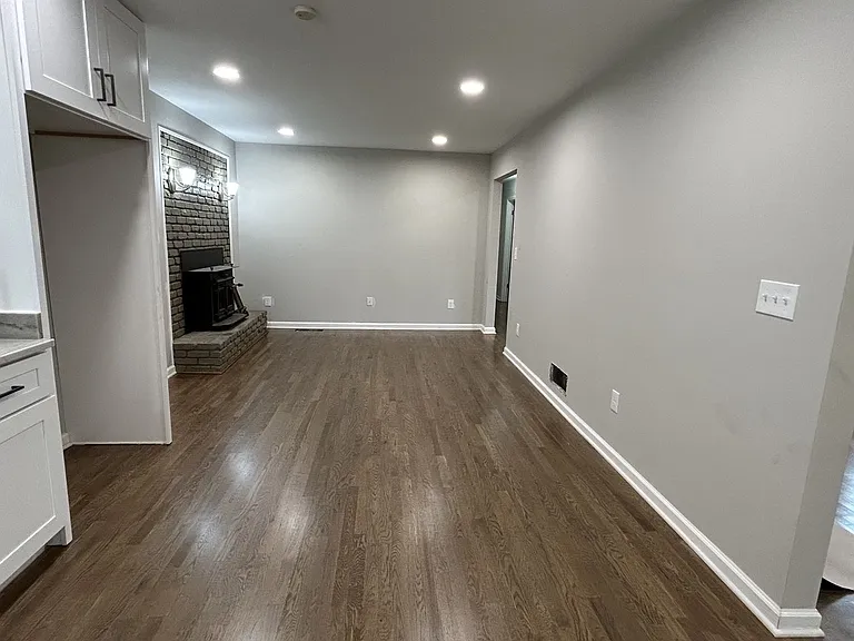 720 Jewel Pl SW — Photo 11