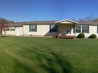 2467 Meadville Rd, Davisville, WV 26142