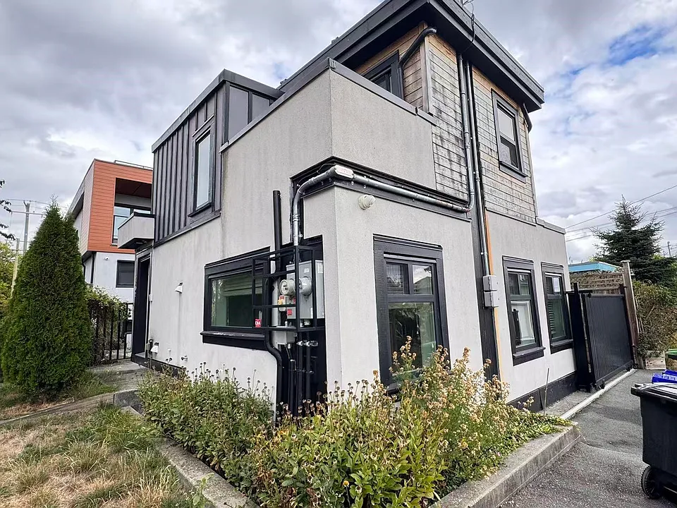 3202 E 5th Ave #LANEWAY HOUSE