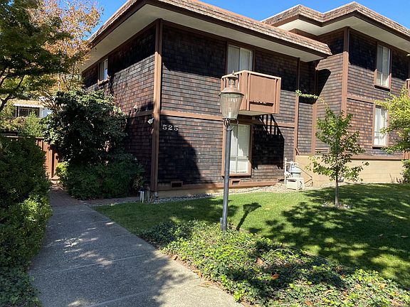 3rd image of 525 Homer Ave #3