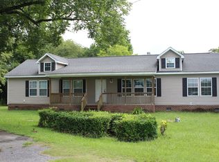 1562 Newell Rd, Snow Hill, NC 28580