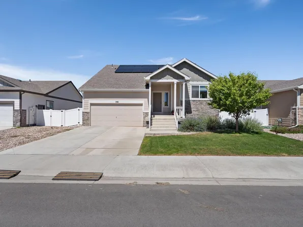 956 Maplebrook Dr, Windsor, CO 80550