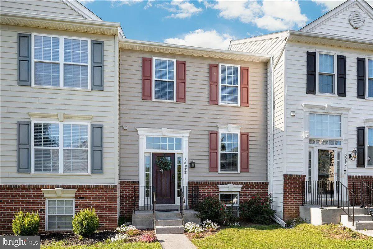 35922 Clover Ter photo 1
