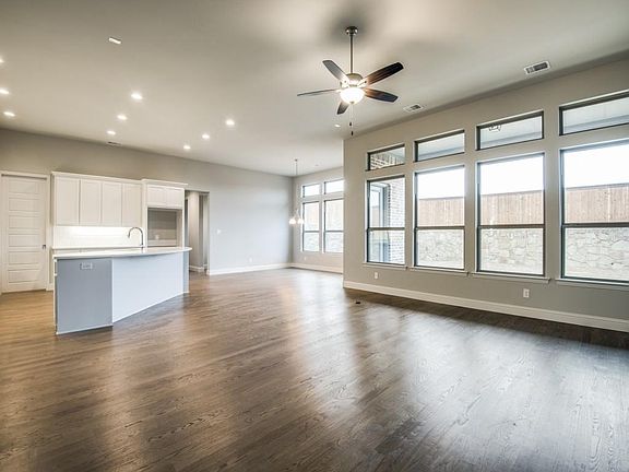 5th image of 435 Hyer Cir