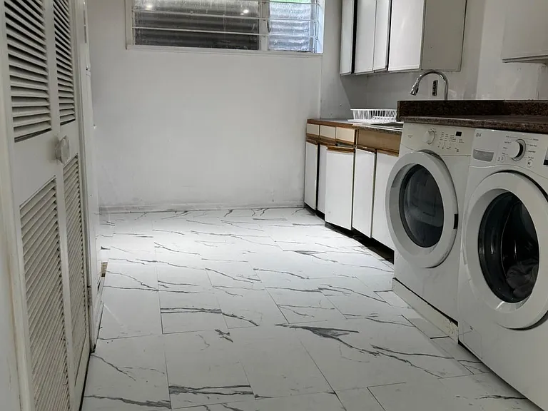 39 Starlight Cres #BASEMENT — Photo 10