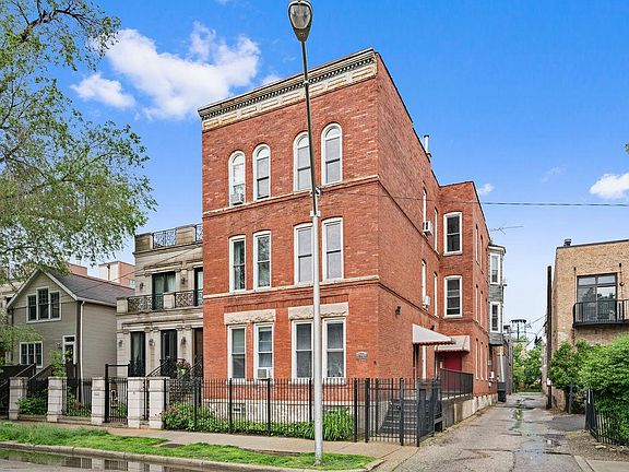 4th image of 2312 W Ohio St APT 3R