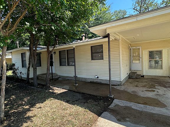 2nd image of 2022 Wesley Dr