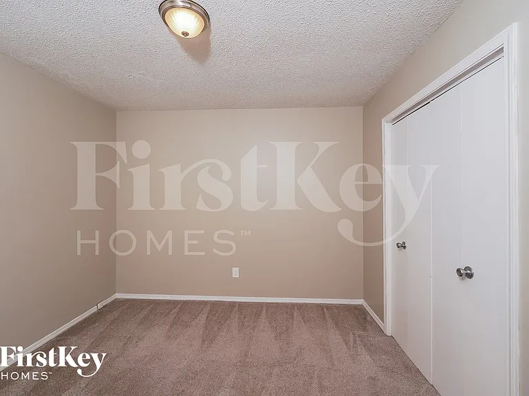 2321 Pentland Dr — Photo 11