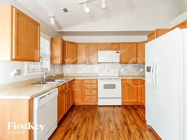 5114 Fiddlers Run Dr — Photo 6