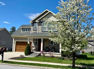 27 Central Ave, Saratoga Springs, NY 12866