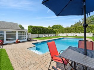 16 Hampton Harbor Rd, Hampton Bays, NY 11946