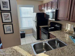 137 Markham Dr #C, Gulfport, MS 39507