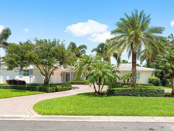 3rd image of 1109 Island Dr