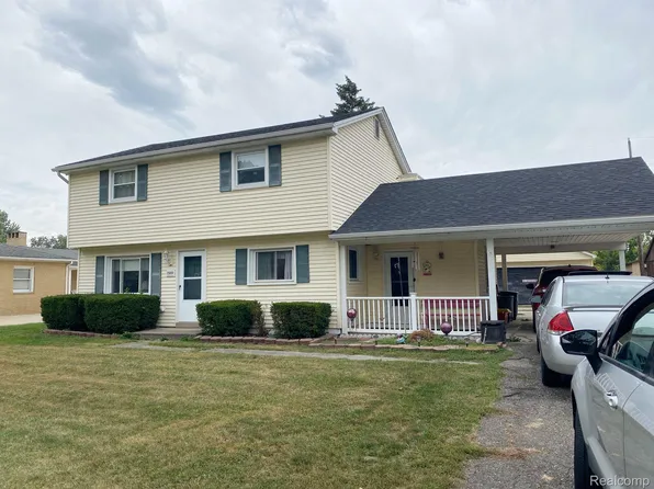 25850 Matilda Ave, Flat Rock, MI 48134