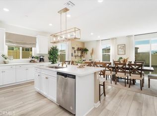 41011 Burnet St, Lake Elsinore, CA 92532
