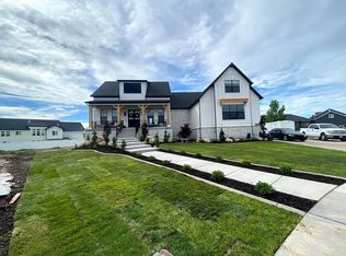 3516 W Grayson Cir, Syracuse, UT 84075