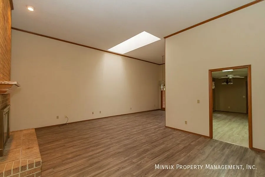3420 Sleepy Hollow Blvd. — Photo 4