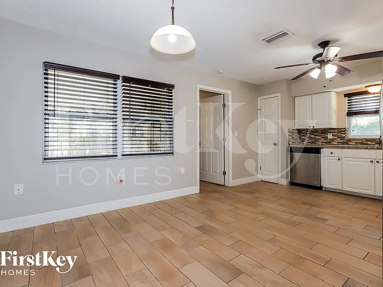6836 Elder Dr — Photo 5