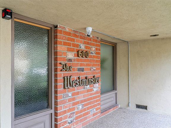 2nd image of 600 W Stocker St APT 319