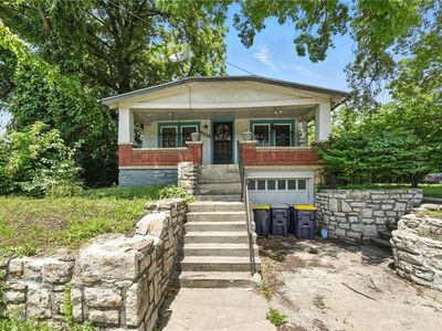 5310 Blue Pkwy, Kansas City, MO, 64130