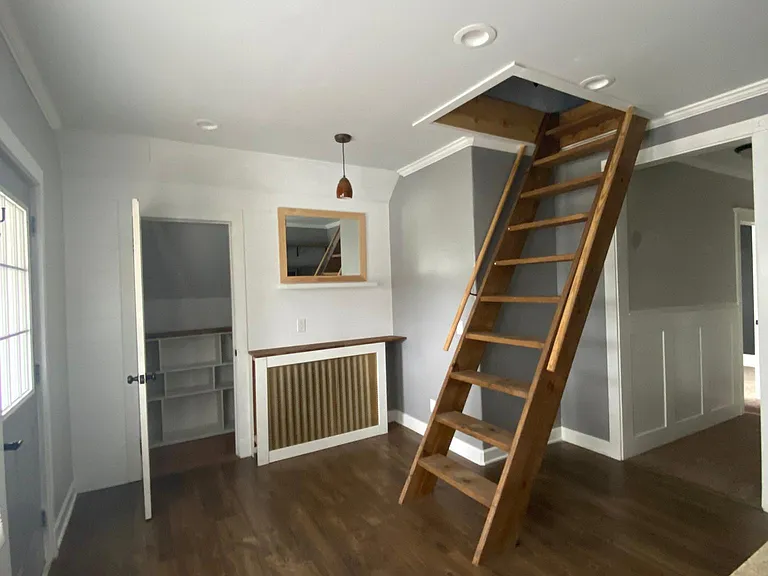 464 W South St #2 — Photo 1