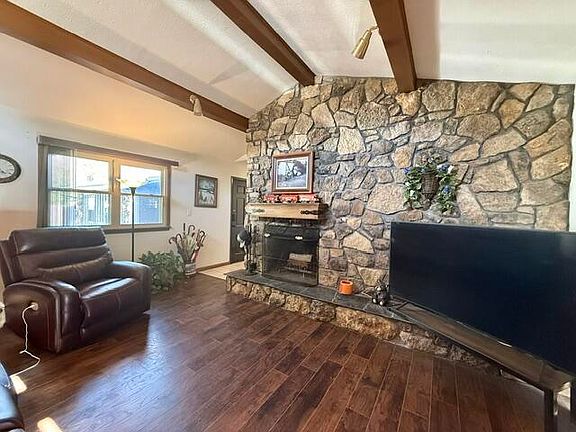 3rd image of 3336 E Alpine Drive
