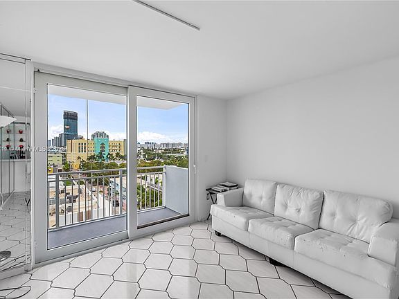 2nd image of 345 Ocean Dr APT 901