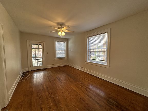 2nd image of 2902 Monument Ave #11003042