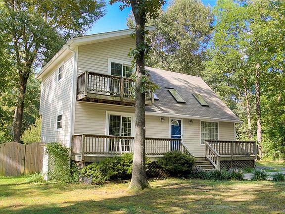 2nd image of 10324 Genlou Rd