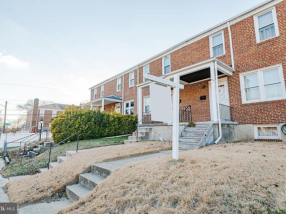 3rd image of 412 Rogers Ave
